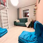 Lägenhet Comfortable Apart, Old Town, Free Parking, Hanging Bed, Wi-fi, Lift, Aircon,self Check-in 24h, Stare Miasto, Winda, Nowy Budynek, Garaz 0 Zl, Klima Wrocław