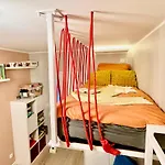 Comfortable Apart, Old Town, Free Parking, Hanging Bed, Wi-fi, Lift, Aircon,self Check-in 24h, Stare Miasto, Winda, Nowy Budynek, Garaz 0 Zl, Klima * Wrocław