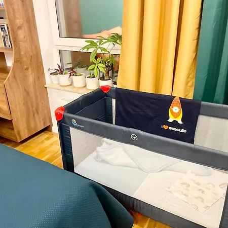 Comfortable Apart, Old Town, Free Parking, Hanging Bed, Wi-fi, Lift, Aircon,self Check-in 24h, Stare Miasto, Winda, Nowy Budynek, Garaz 0 Zl, Klima Breslavia