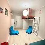 Comfortable Apart, Old Town, Free Parking, Hanging Bed, Wi-fi, Lift, Aircon,self Check-in 24h, Stare Miasto, Winda, Nowy Budynek, Garaz 0 Zl, Klima Daire Wroclaw