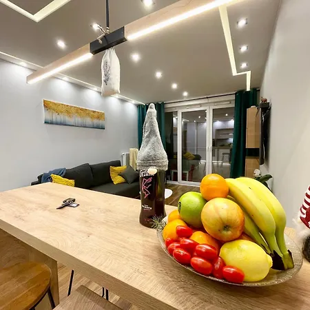 Lejlighed Comfortable Apart, Old Town, Free Parking, Hanging Bed, Wi-fi, Lift, Aircon,self Check-in 24h, Stare Miasto, Winda, Nowy Budynek, Garaz 0 Zl, Klima Wrocław