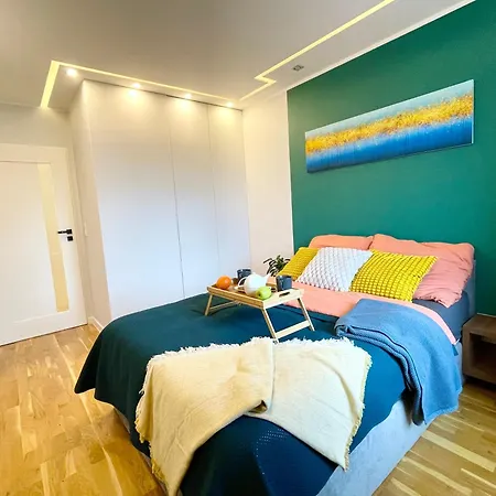 Comfortable Apart, Old Town, Free Parking, Hanging Bed, Wi-fi, Lift, Aircon,self Check-in 24h, Stare Miasto, Winda, Nowy Budynek, Garaz 0 Zl, Klima Lejlighed Wrocław